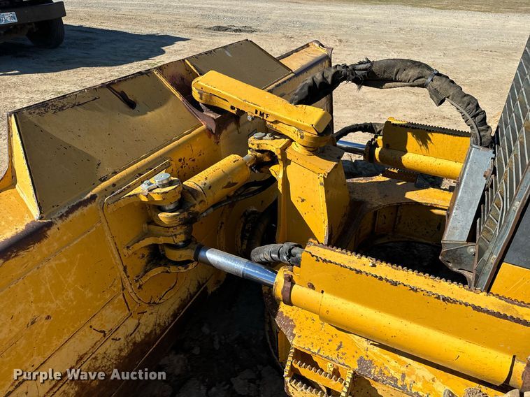 image for item EJ0259 2003 John Deere 700H LGP dozer