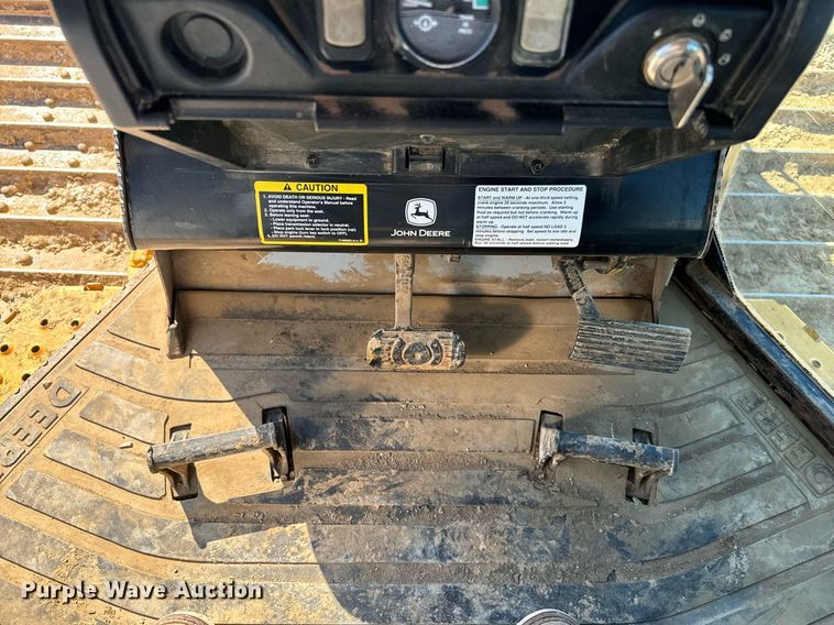 image for item EJ0259 2003 John Deere 700H LGP dozer