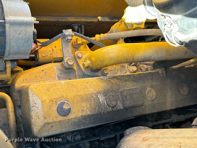 image for item EJ0259 2003 John Deere 700H LGP dozer