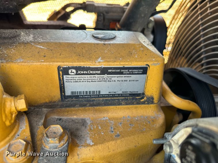 image for item EJ0259 2003 John Deere 700H LGP dozer