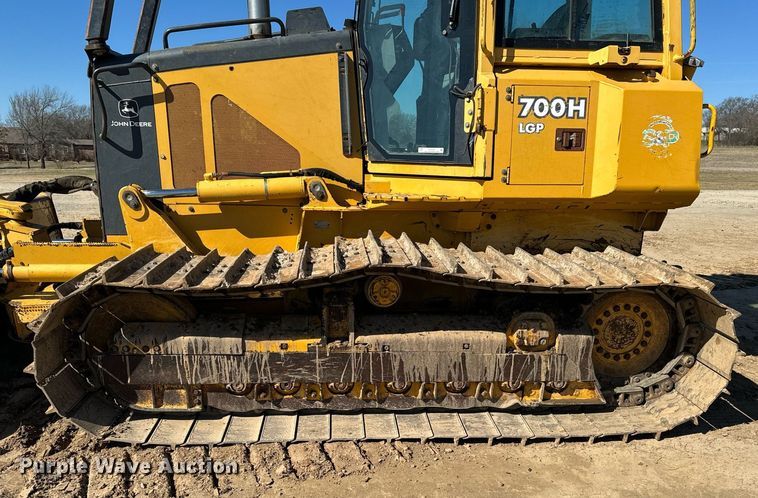 image for item EJ0259 2003 John Deere 700H LGP dozer