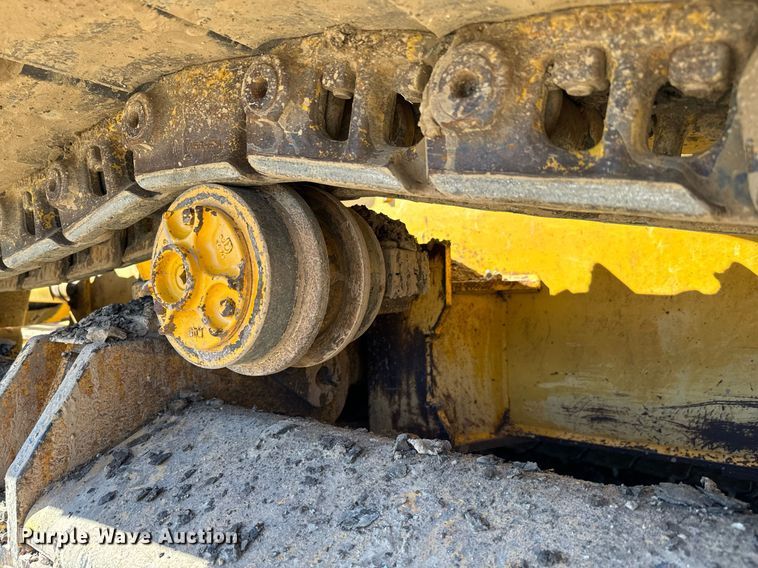 image for item EJ0259 2003 John Deere 700H LGP dozer