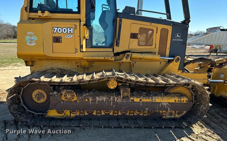 image for item EJ0259 2003 John Deere 700H LGP dozer