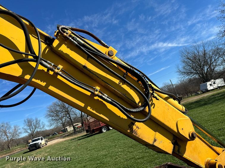 image for item EJ0262 2000 Badger 1085D wheeled excavator
