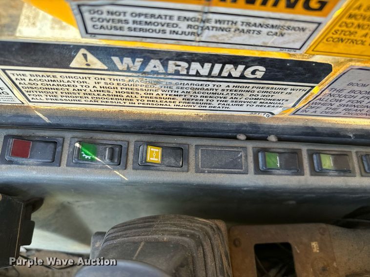 image for item EJ0262 2000 Badger 1085D wheeled excavator