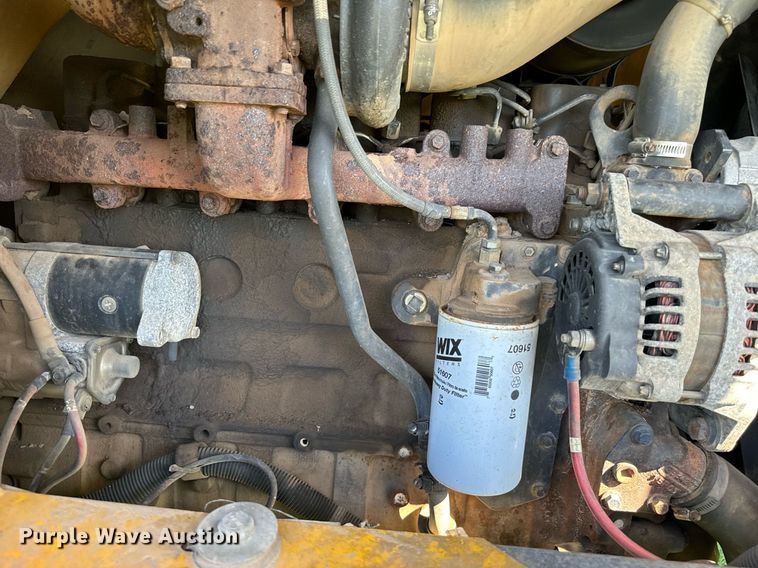 image for item EJ0262 2000 Badger 1085D wheeled excavator