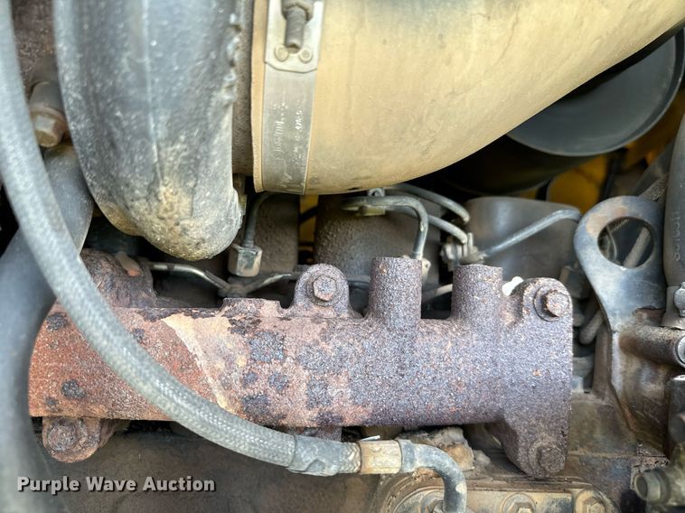 image for item EJ0262 2000 Badger 1085D wheeled excavator