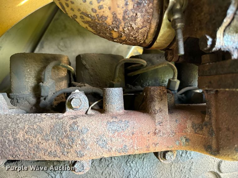 image for item EJ0262 2000 Badger 1085D wheeled excavator