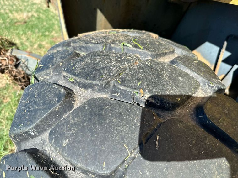 image for item EJ0262 2000 Badger 1085D wheeled excavator