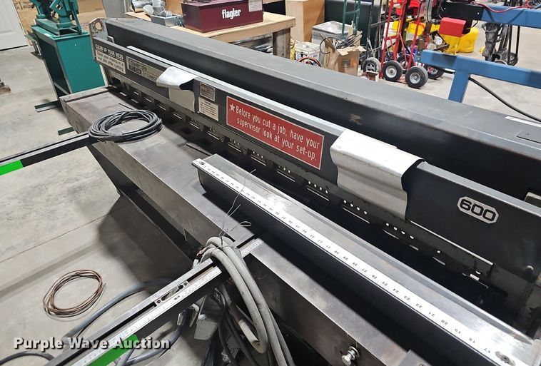 image for item EJ5896 Edwards 10GA True Cut power shear