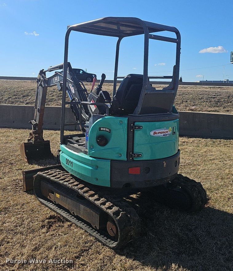 image for item EJ5902 IHI 25V4-F mini excavator