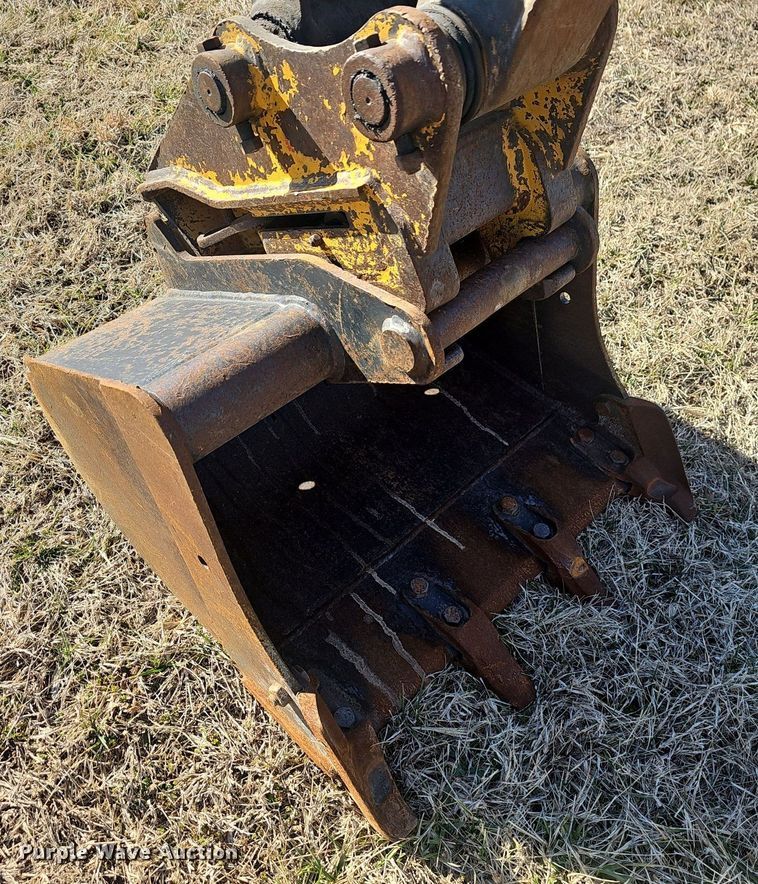 image for item EJ5902 IHI 25V4-F mini excavator