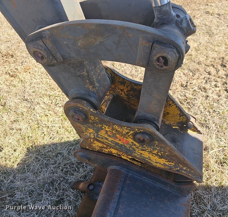 image for item EJ5902 IHI 25V4-F mini excavator