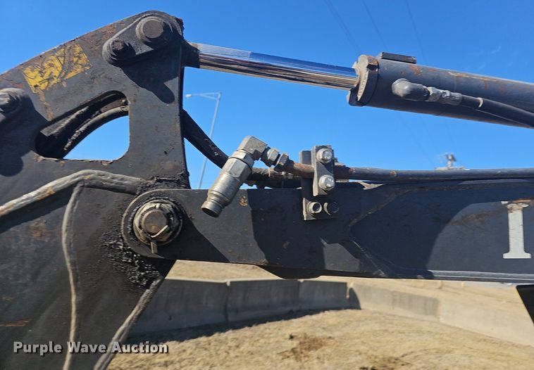 image for item EJ5902 IHI 25V4-F mini excavator