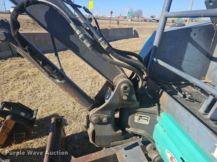 image for item EJ5902 IHI 25V4-F mini excavator