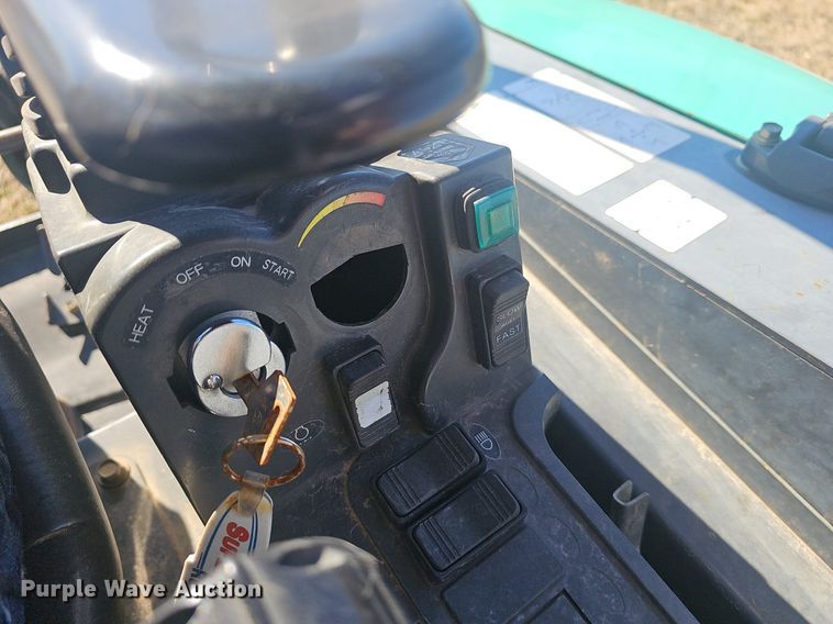 image for item EJ5902 IHI 25V4-F mini excavator