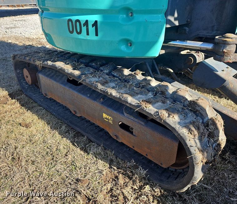 image for item EJ5902 IHI 25V4-F mini excavator