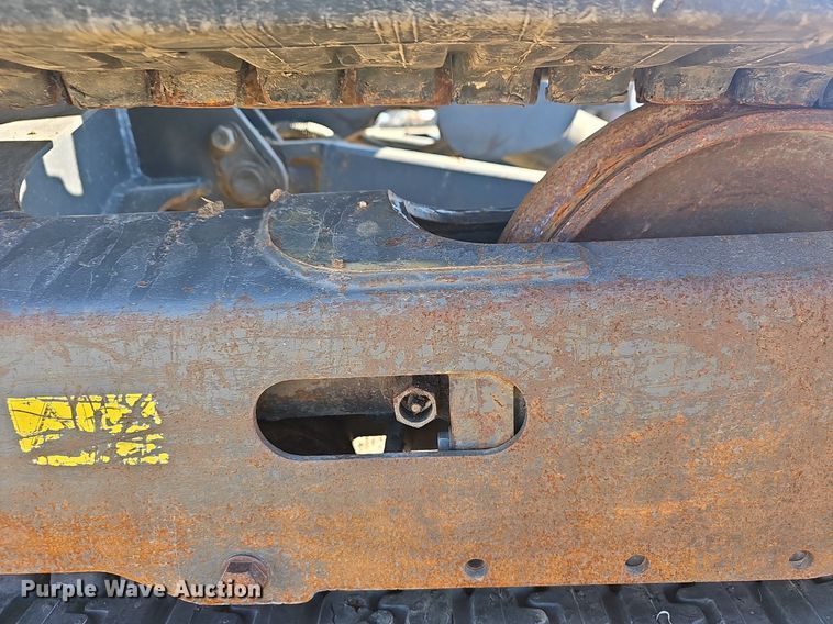 image for item EJ5902 IHI 25V4-F mini excavator