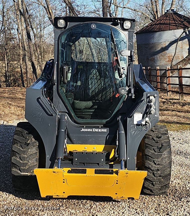 image for item EJ5903 2023 John Deere 324G skid steer loader