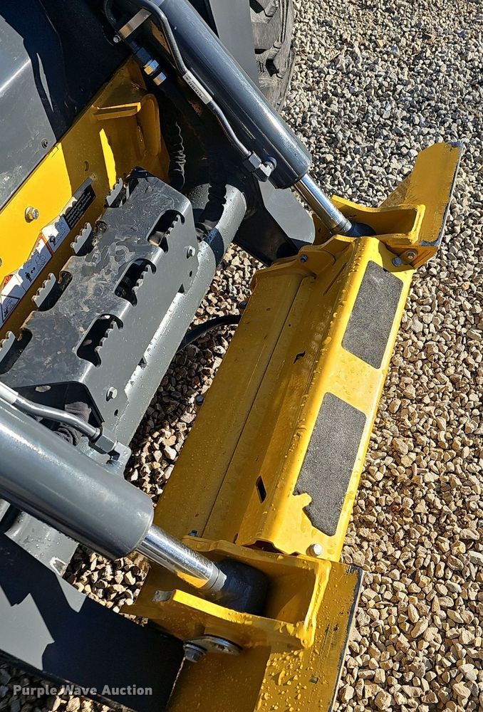 image for item EJ5903 2023 John Deere 324G skid steer loader