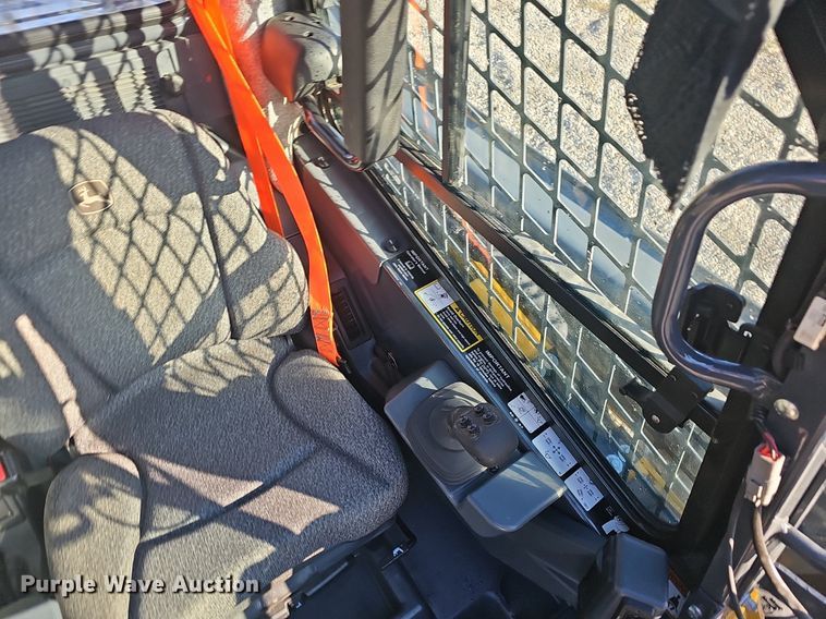 image for item EJ5903 2023 John Deere 324G skid steer loader