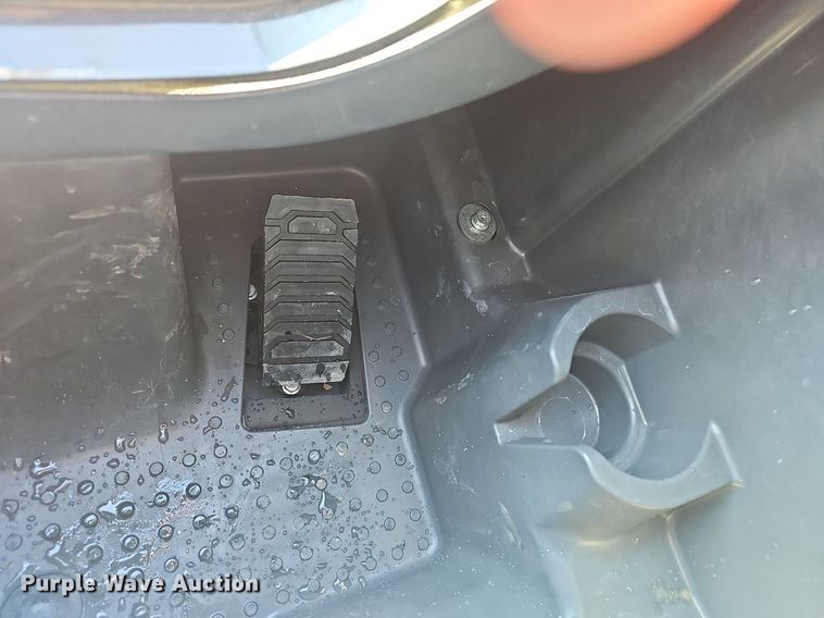 image for item EJ5903 2023 John Deere 324G skid steer loader