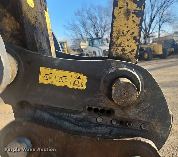 image for item EJ5926 2012 Kobelco  SK210-9 excavator