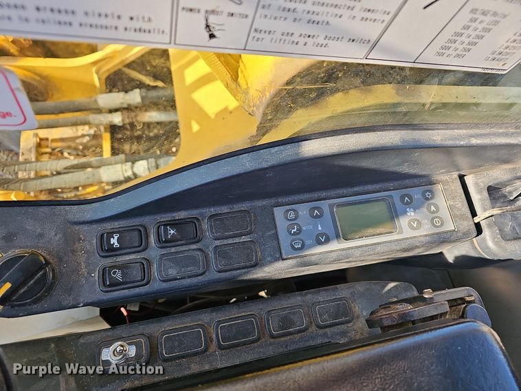 image for item EJ5926 2012 Kobelco  SK210-9 excavator