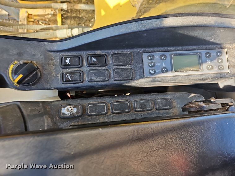 image for item EJ5926 2012 Kobelco  SK210-9 excavator