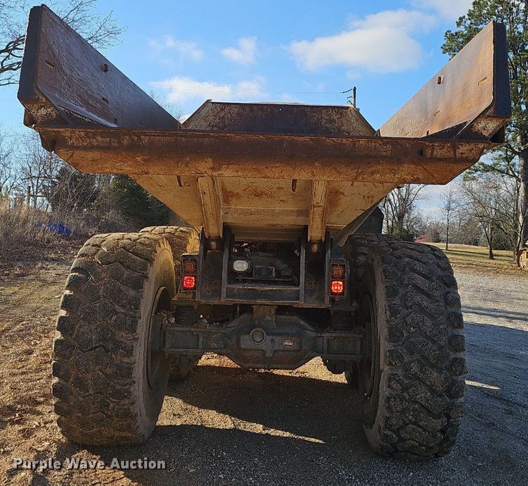 image for item EJ5927 2013 Terex TA300 haul truck