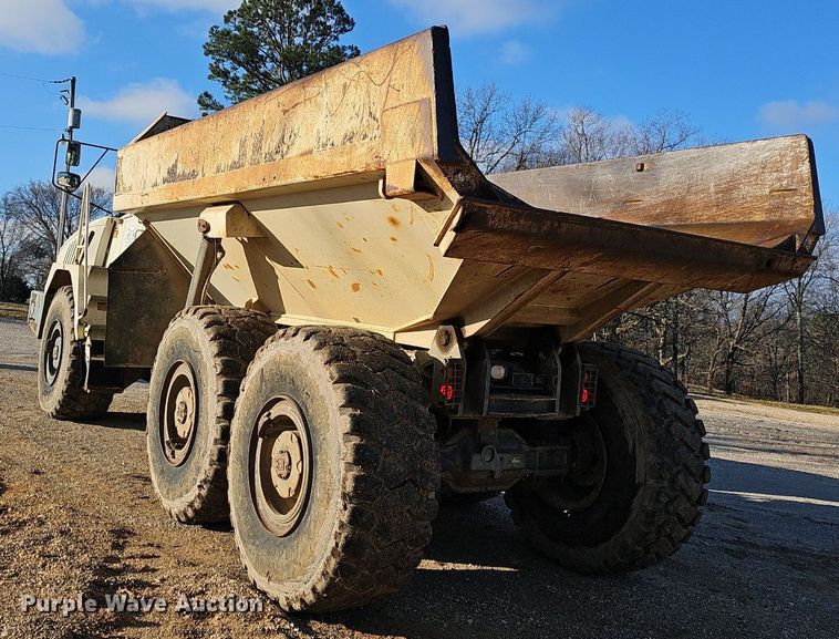 image for item EJ5927 2013 Terex TA300 haul truck
