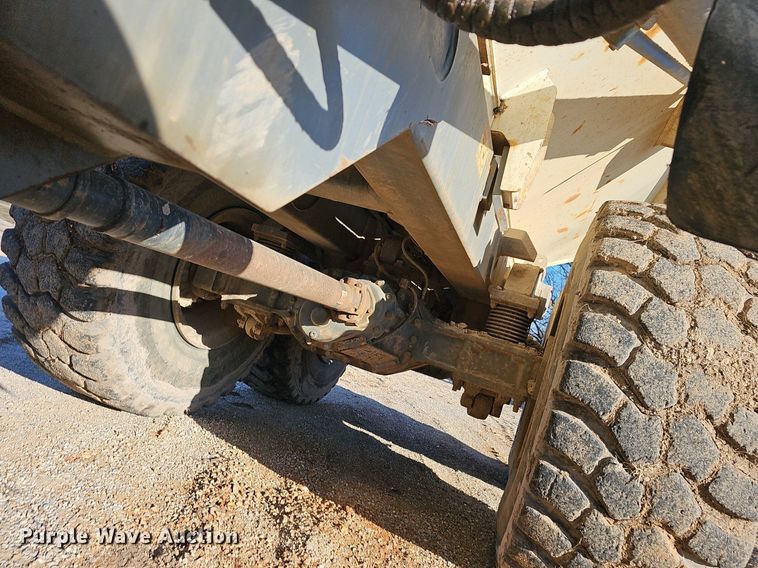 image for item EJ5927 2013 Terex TA300 haul truck