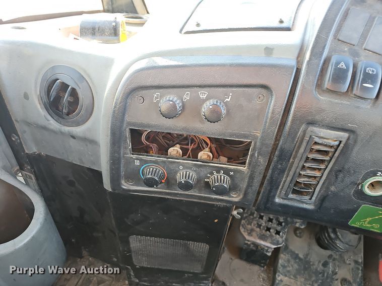 image for item EJ5927 2013 Terex TA300 haul truck