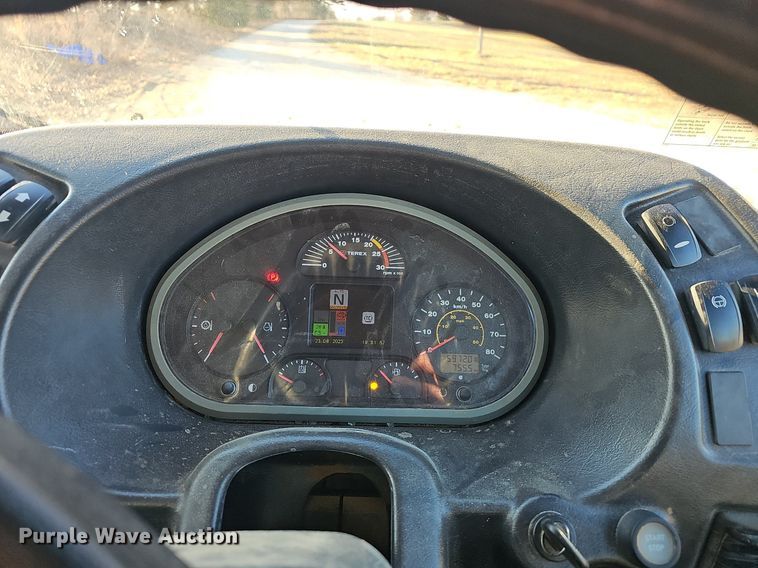 image for item EJ5927 2013 Terex TA300 haul truck