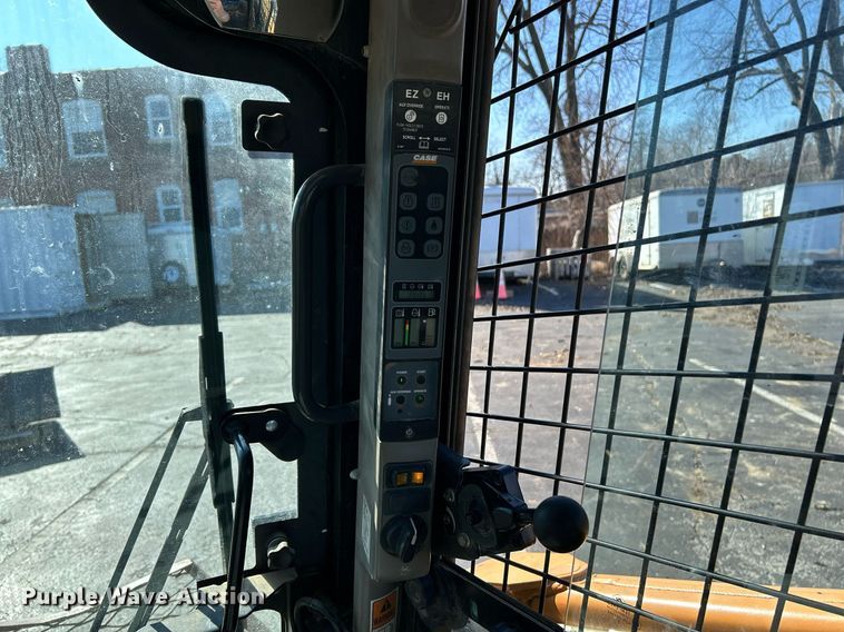 image for item EK4008 2012 Case TV380 tracked skid steer loader