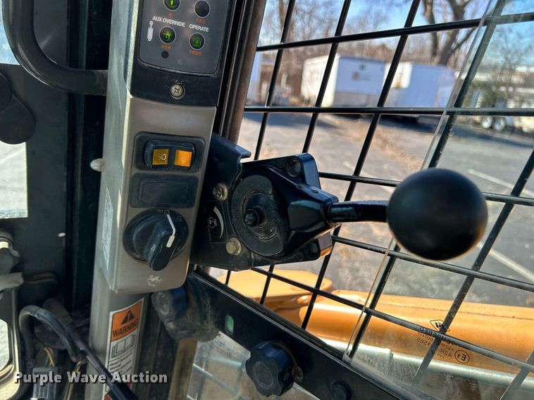 image for item EK4008 2012 Case TV380 tracked skid steer loader