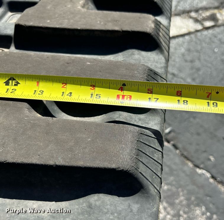 image for item EK4008 2012 Case TV380 tracked skid steer loader