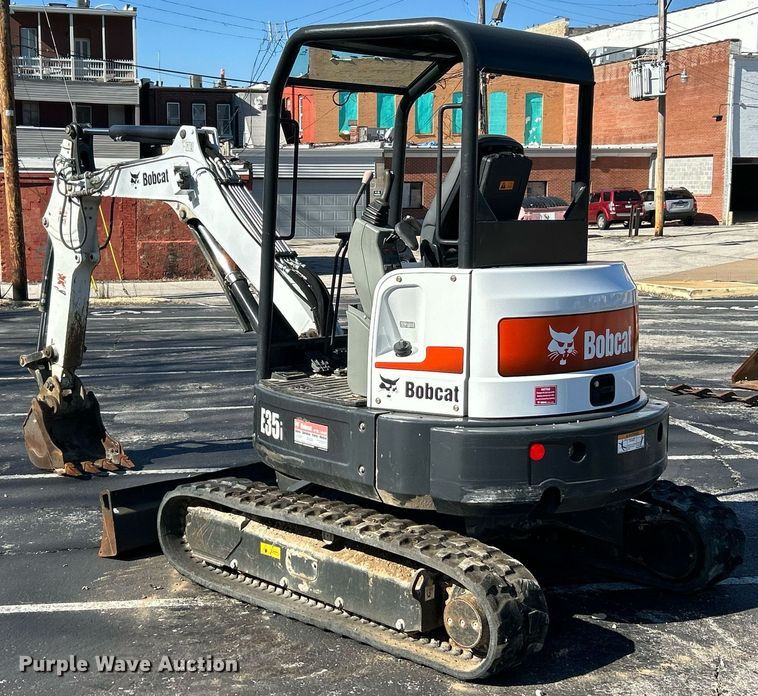 image for item EK4009 2017 Bobcat E35i mini excavator
