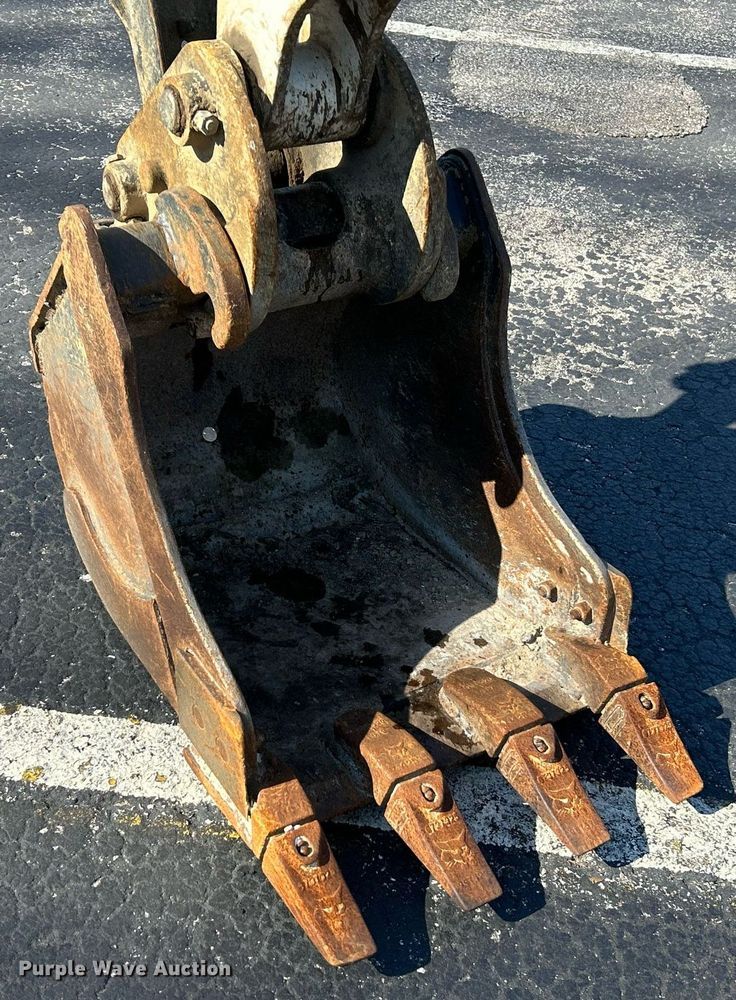 image for item EK4009 2017 Bobcat E35i mini excavator