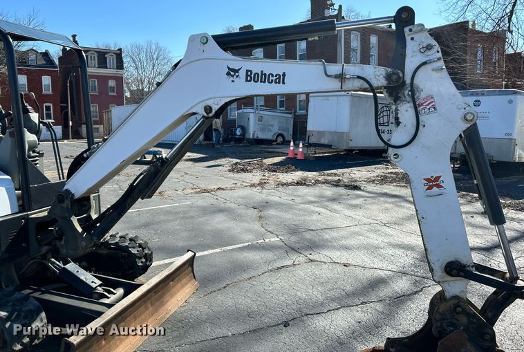 image for item EK4009 2017 Bobcat E35i mini excavator