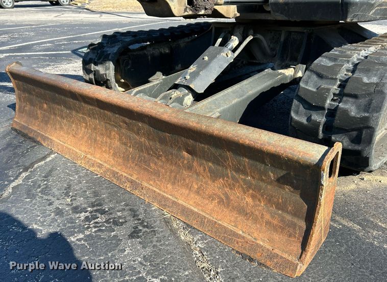 image for item EK4009 2017 Bobcat E35i mini excavator