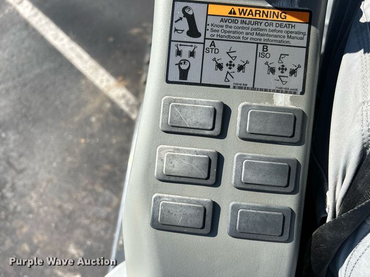 image for item EK4009 2017 Bobcat E35i mini excavator