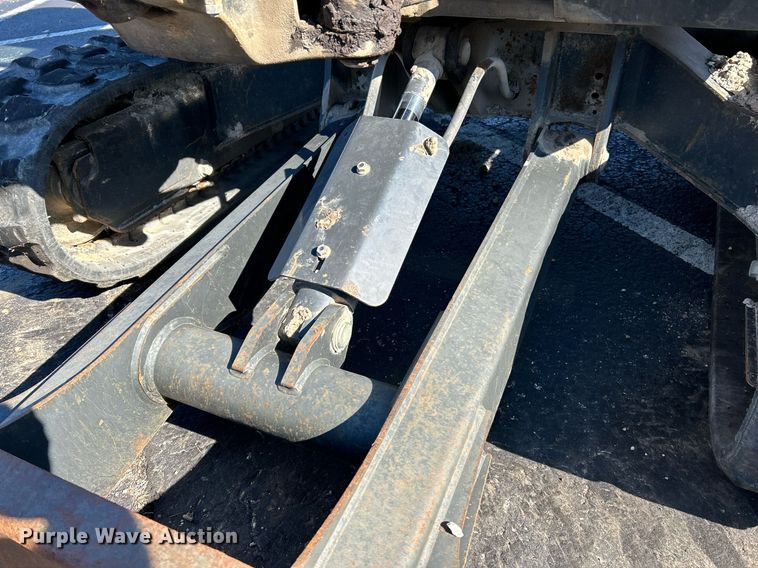 image for item EK4009 2017 Bobcat E35i mini excavator