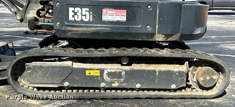 image for item EK4009 2017 Bobcat E35i mini excavator