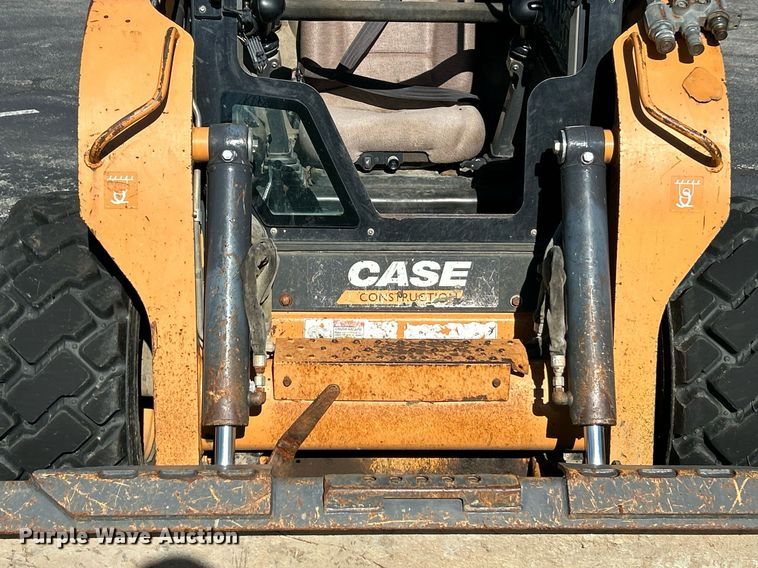 image for item EK4010 2011 Case SV250 skid steer loader