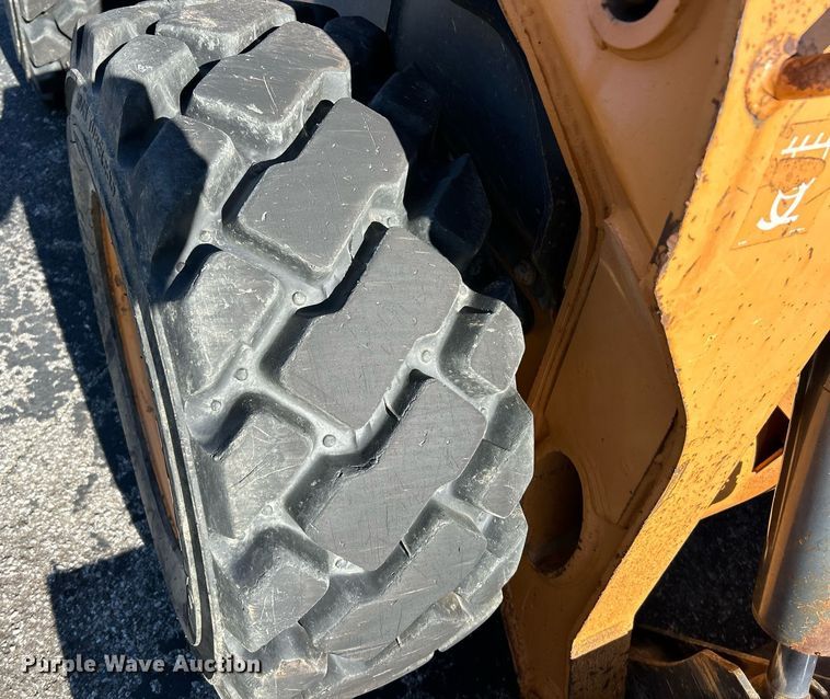 image for item EK4010 2011 Case SV250 skid steer loader