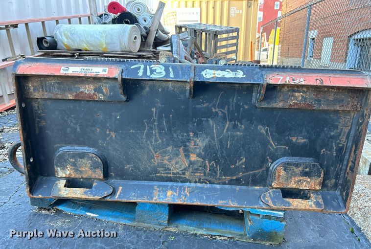 image for item EK4013 Stanley MB05 breaker