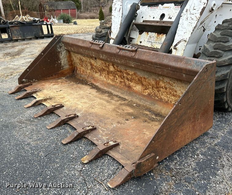 image for item EK4040 2005 Bobcat S300 skid steer loader
