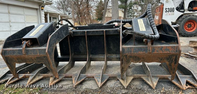 image for item EK4041 Dirt Dog BRGR84 skid steer rock grapple bucket