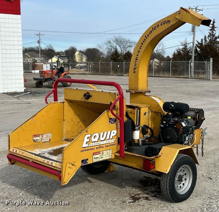 image for item EK4056 2015 Vermeer BC700XL wood chipper